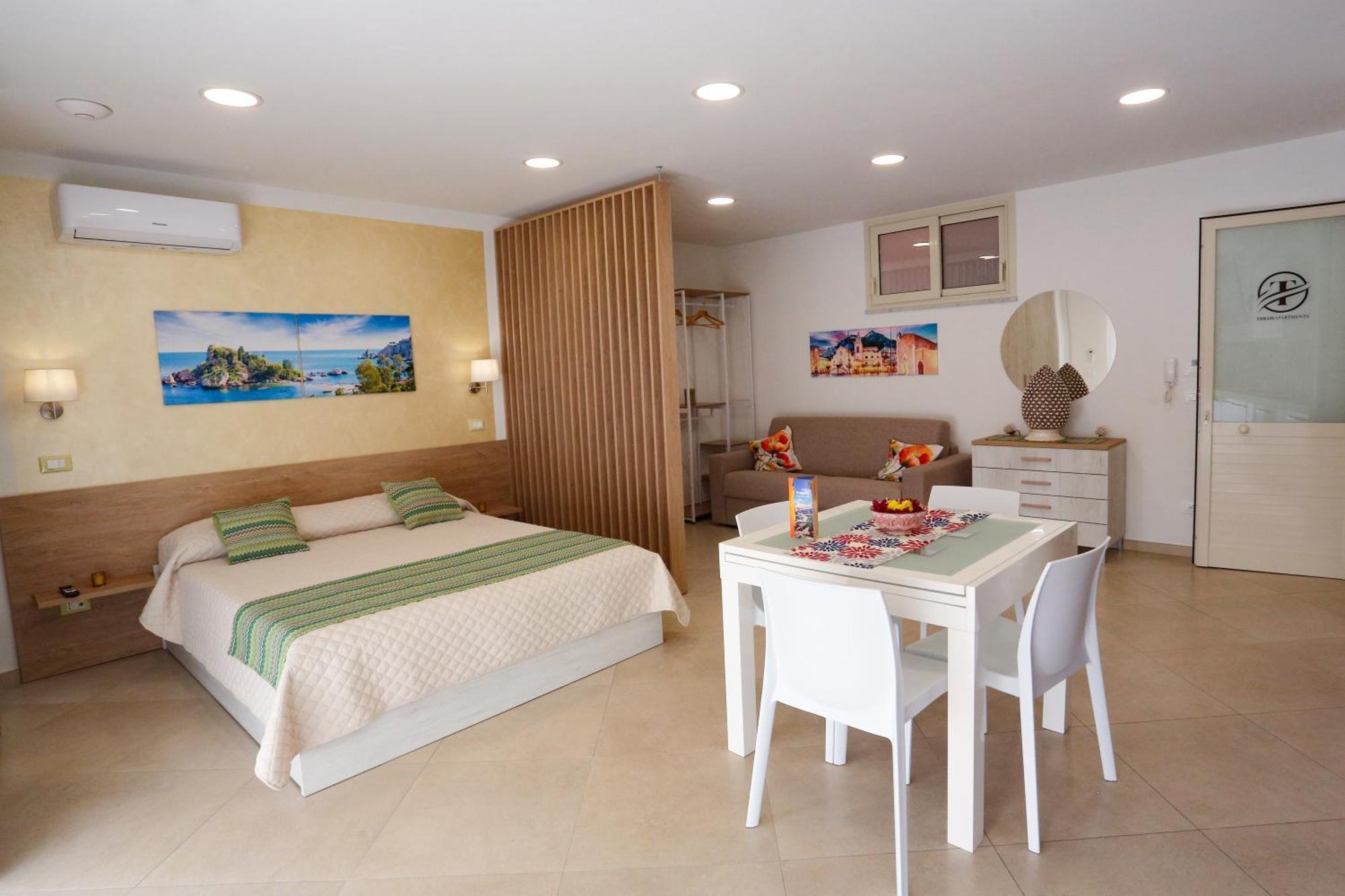 Theos Holidays Apartments Giardini Naxos Dış mekan fotoğraf
